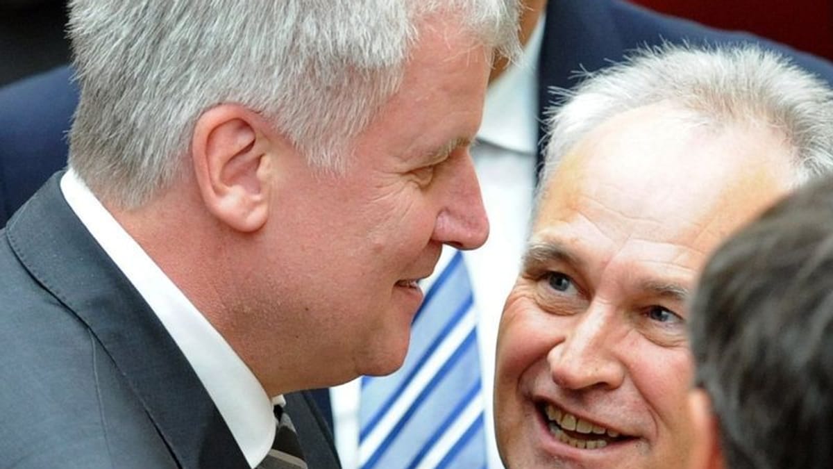 Seehofer in Huber kritizirata Söderjevo "zeleno pregrado" v CSU