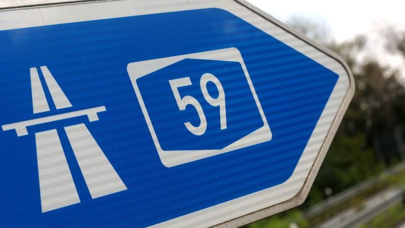 urn:newsml:dpa.com:20090101:251012-935-886681 urn:newsml:dpa.com:20090101:251012-935-886681