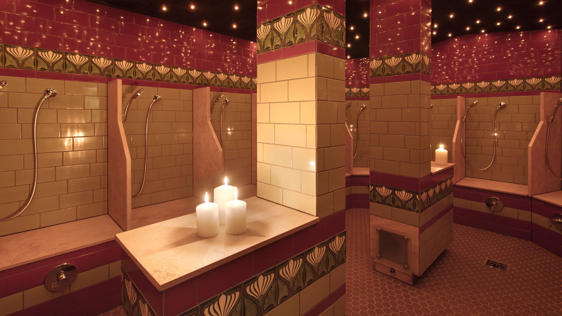 Laconium: Hier strahlt die Wärme von den Wänden, Bänken und Böden ab. Laconium: Hier strahlt die Wärme von den Wänden, Bänken und Böden ab.