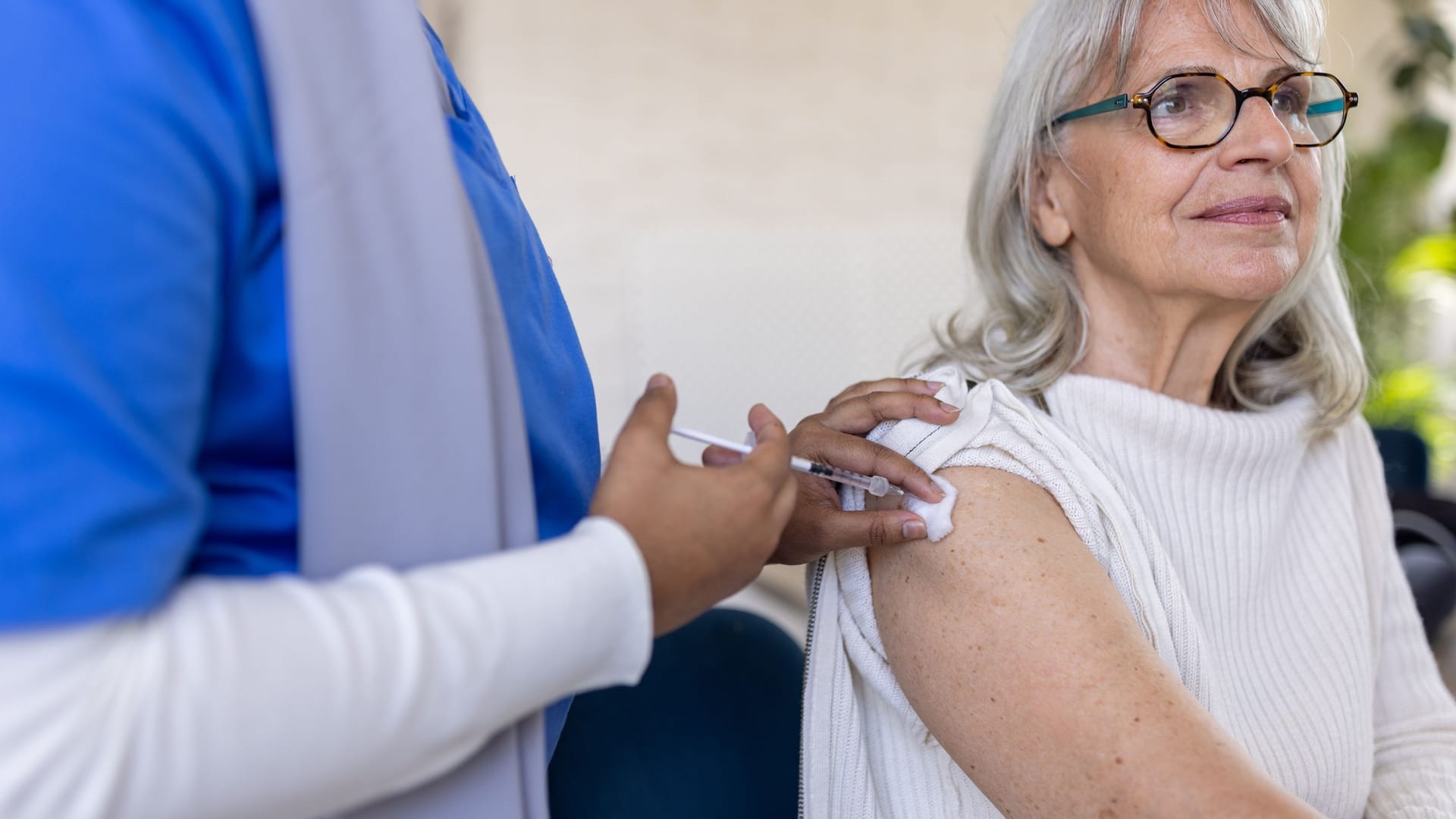 Grippeschutz (Symbolbild): Die Grippeimpfung holt man sich einmal im Jahr im Herbst.