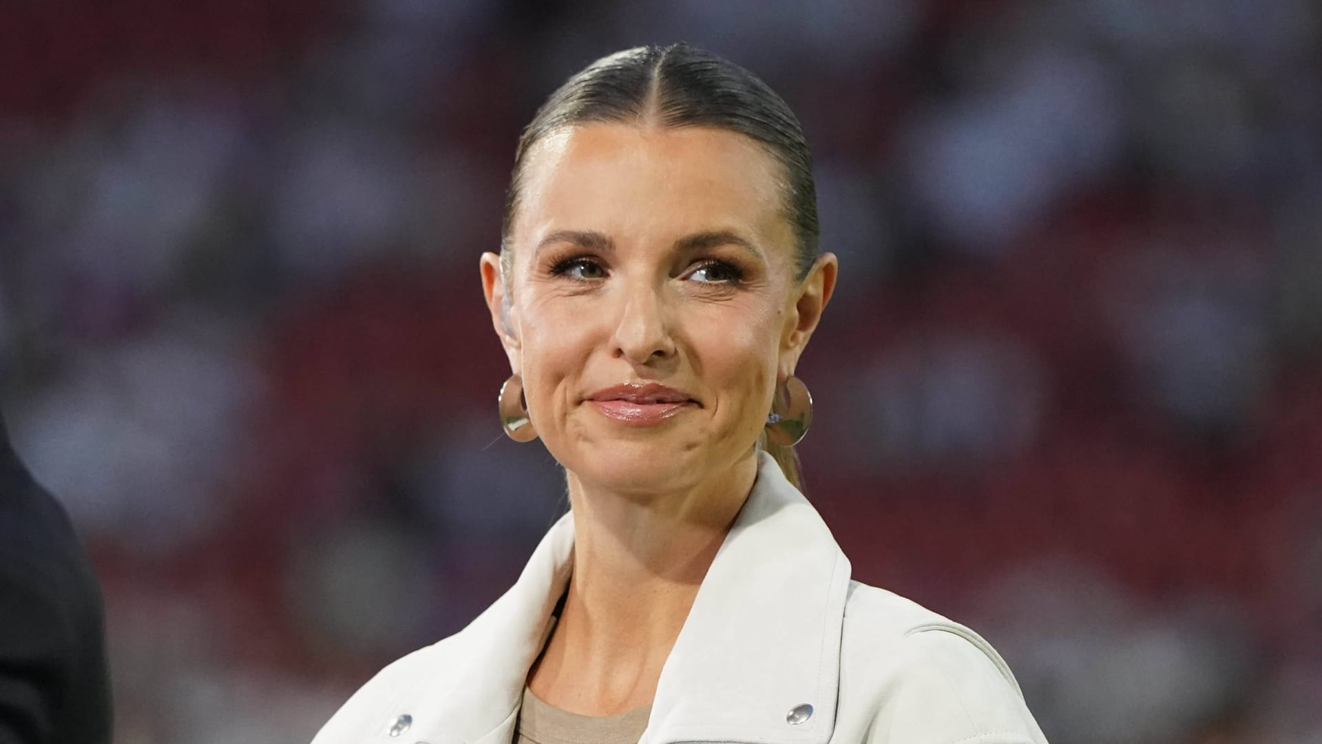 Laura Wontorra: Die Bremer Moderatorin ist ein vertrautes Gesicht im deutschen Fernsehen.