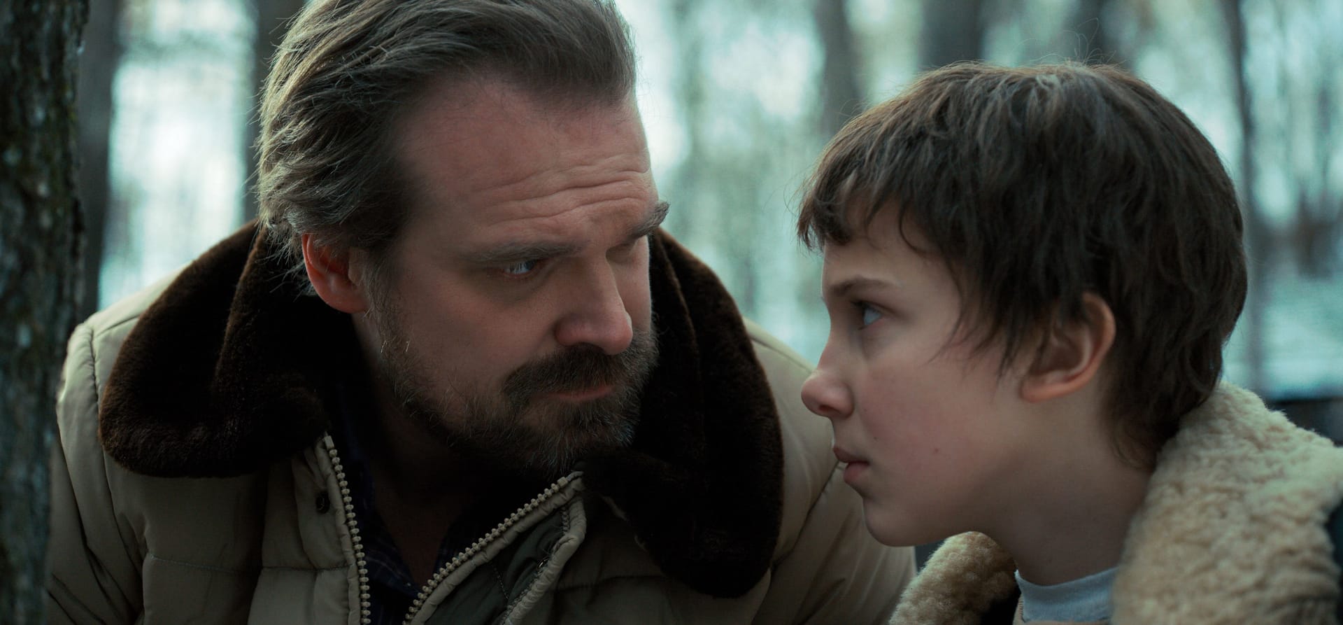 David Harbour und Millie Bobby Brown 2017 in der zweiten Staffel "Stranger Things".