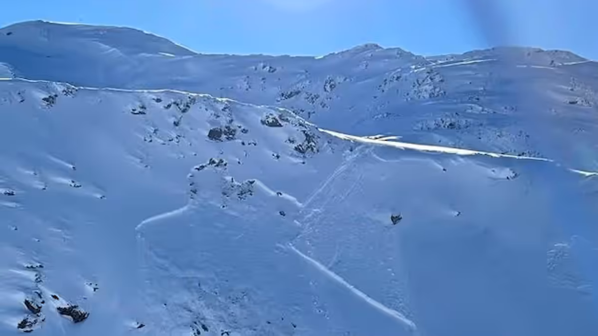 Lawine in Österreich: Deutscher mitgerissen – Gefahr in den Alpen