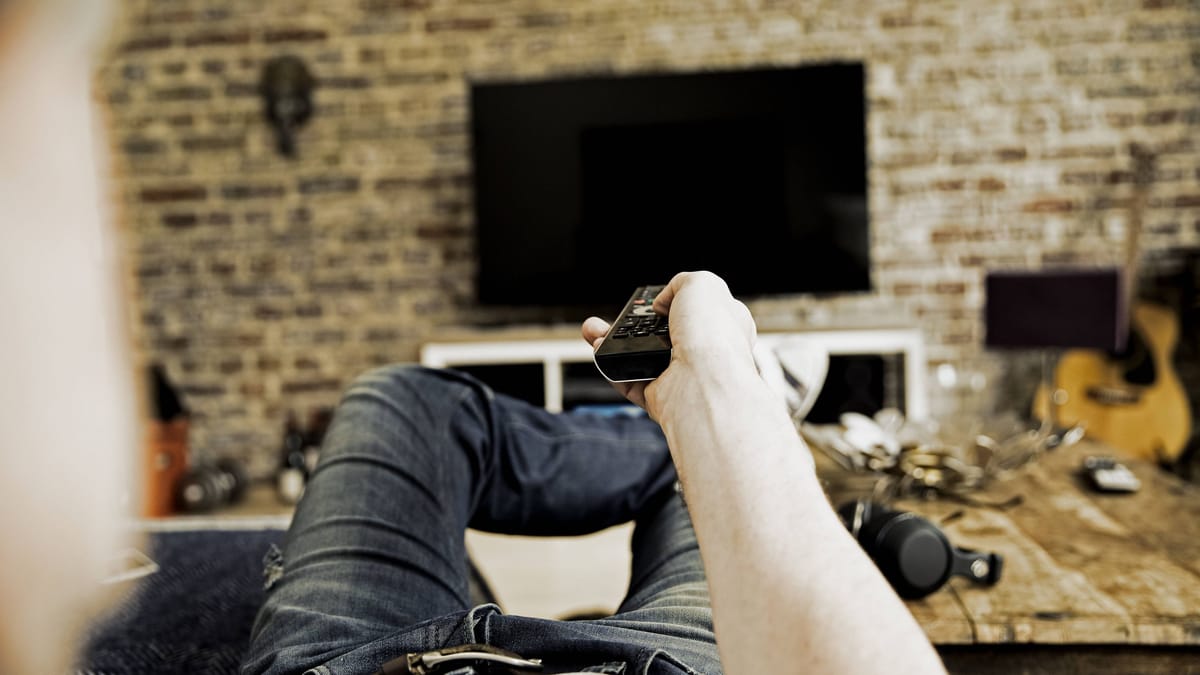 TV-Tonprobleme: So optimieren Sie Klangqualität ihres Fernsehers