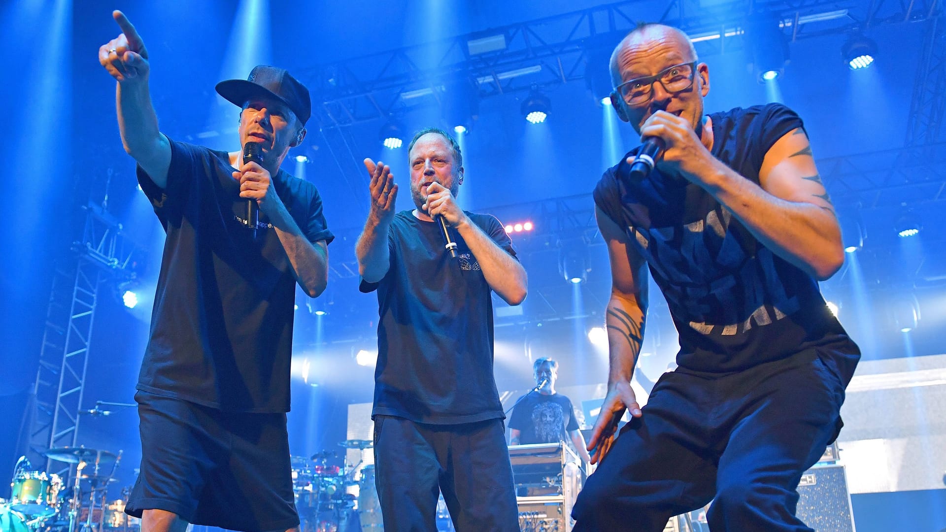 Die Fantastischen Vier bei einem Auftritt im Jahr 2017. Die Fantastischen Vier bei einem Auftritt im Jahr 2017.