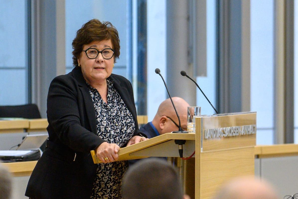 Petra Grimm-Benne: "Ja, es gab ein Treffen in der Staatskanzlei." Petra Grimm-Benne: "Ja, es gab ein Treffen in der Staatskanzlei."