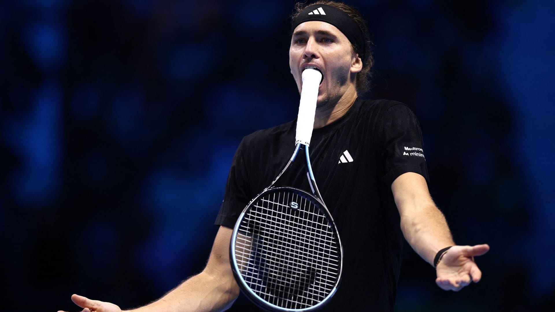 Zum Verzweifeln: Alexander Zverev im Match gegen Jannik SInner. Zum Verzweifeln: Alexander Zverev im Match gegen Jannik SInner.