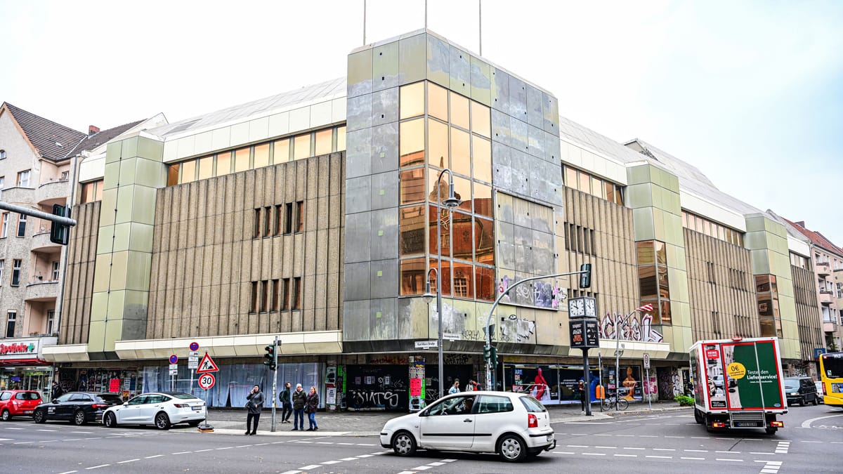 Berlin-Neukölln: Weihnachtsmarkt öffnet heute im ehemaligen Kaufhaus "Cank"
