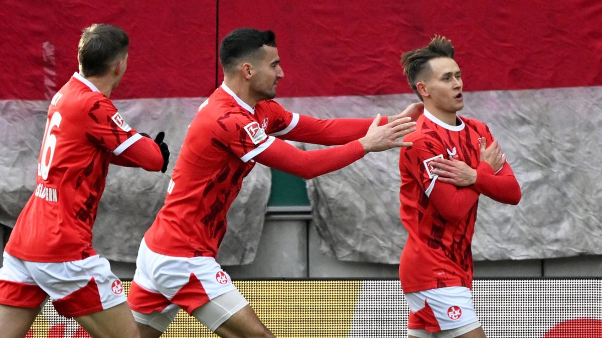 2-Liga-Kaiserslautern-zerlegt-Kiel-N-rnberg-besiegt-Bielefeld