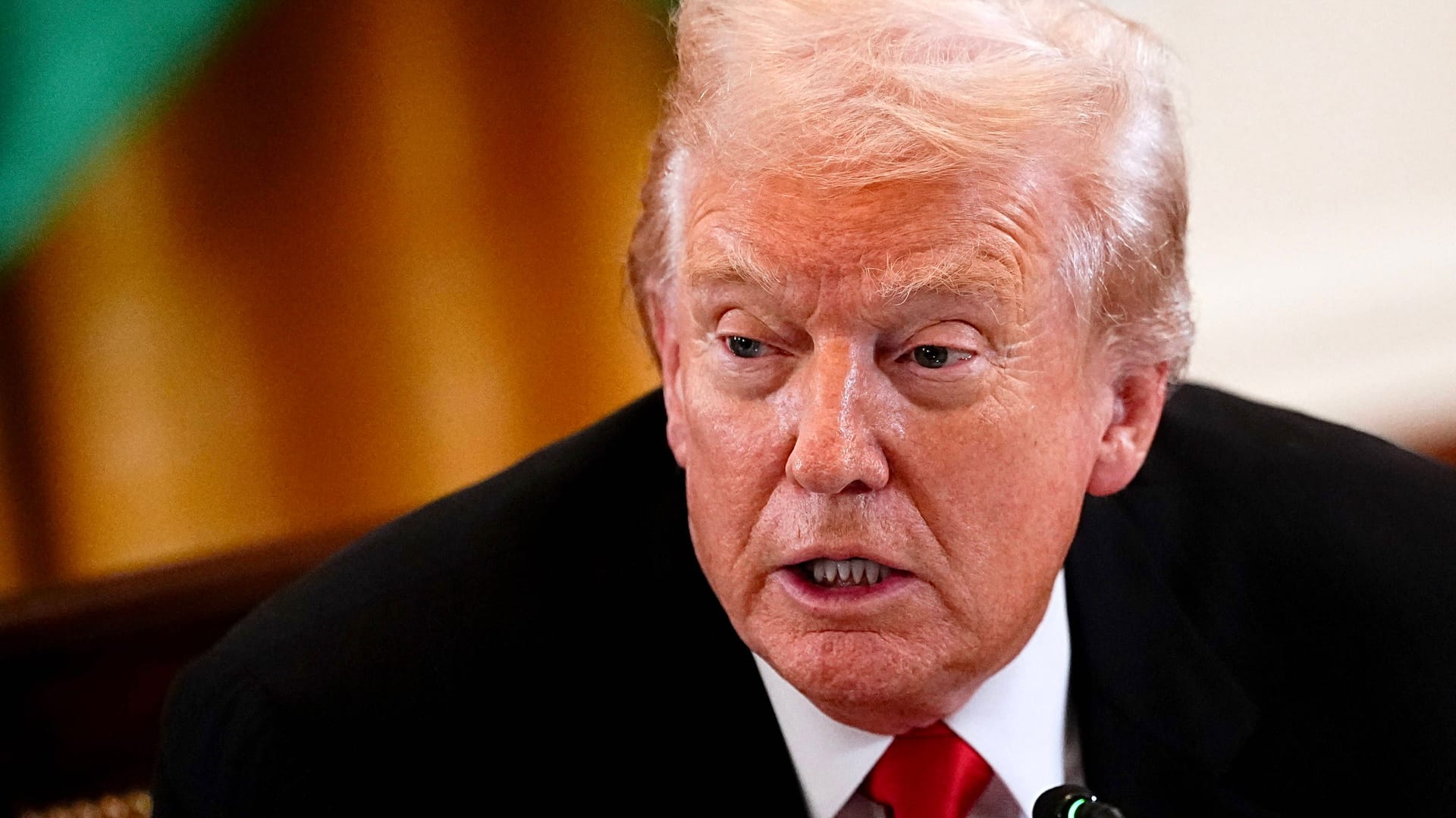 Donald Trump bei einer Veranstaltung (Archivbild): Für die Aufnahme der Abgeschobenen erhält das afrikanische Land umgerechnet rund 4,4 Millionen Euro von der Trump-Regierung. Donald Trump bei einer Veranstaltung (Archivbild): Für die Aufnahme der Abgeschobenen erhält das afrikanische Land umgerechnet rund 4,4 Millionen Euro von der Trump-Regierung.