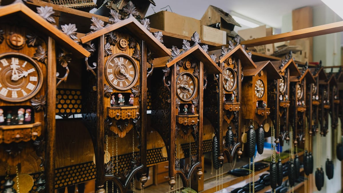 Schwarzwälder wollen Kuckucksuhr als Kulturerbe schützen