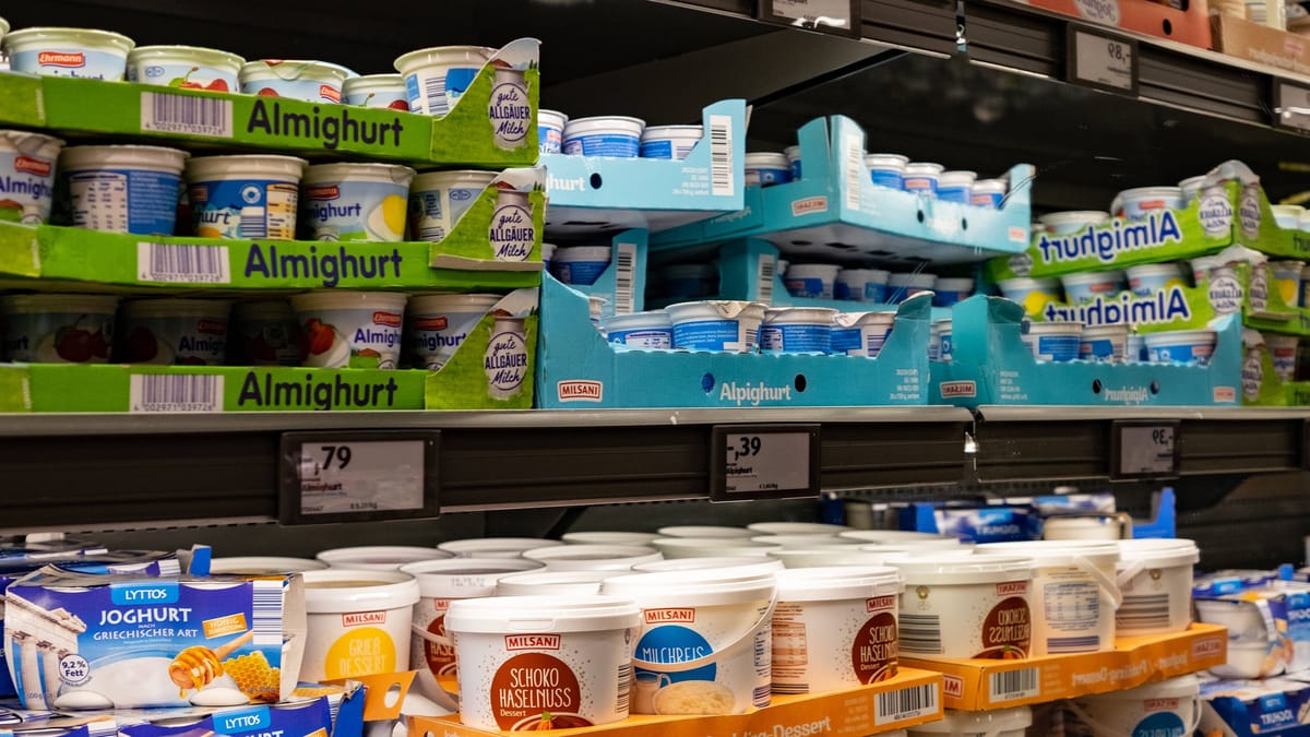 Quark, Schlagsahne und Co. bei Aldi und Lidl: Preise sinken
