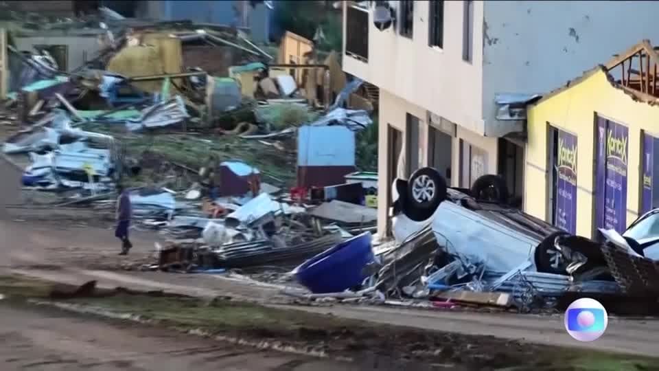 BRASILIEN-TORNADO/ BRASILIEN-TORNADO/
