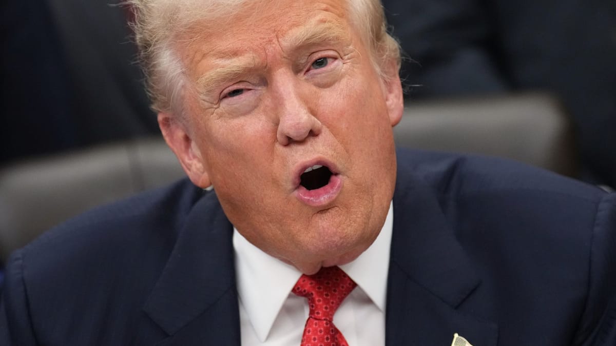 Trump kündigt Milliardenklage gegen BBC an