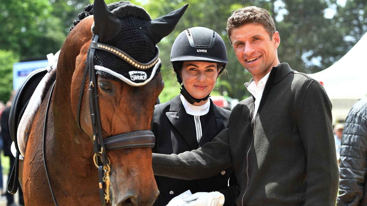 Lisa Müller: Ehefrau von Thomas Müller greift im Reitsport wieder an