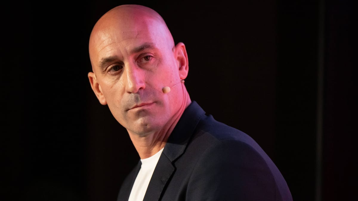 Luis Rubiales: Spanischer Ex-Verbandsboss von eigenem Onkel attackiert
