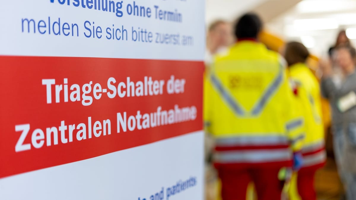 Erfolg für Mediziner-Klagen: Karlsruhe kippt Triage-Regeln