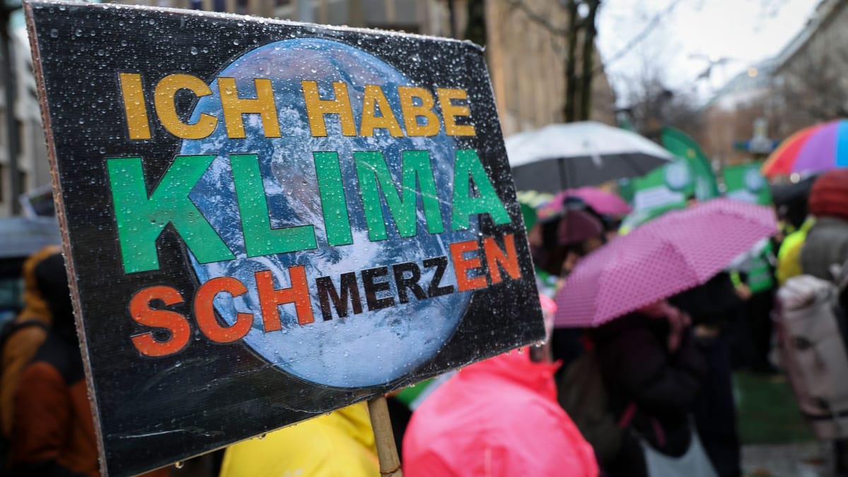 Fridays For Future in Dresden bringt 700 Demonstranten auf die Straße