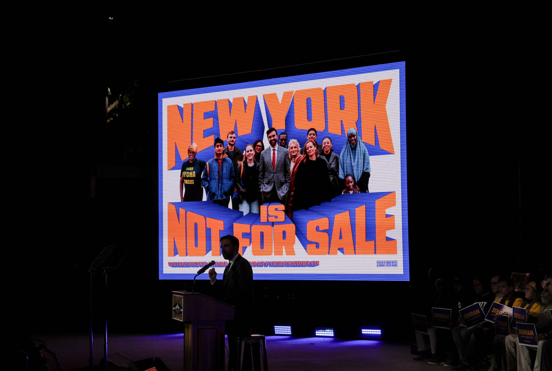 Mit linken Slogans konnte der Demokrat Mamdani die Wähler überzeugen. Mit linken Slogans konnte der Demokrat Mamdani die Wähler überzeugen.