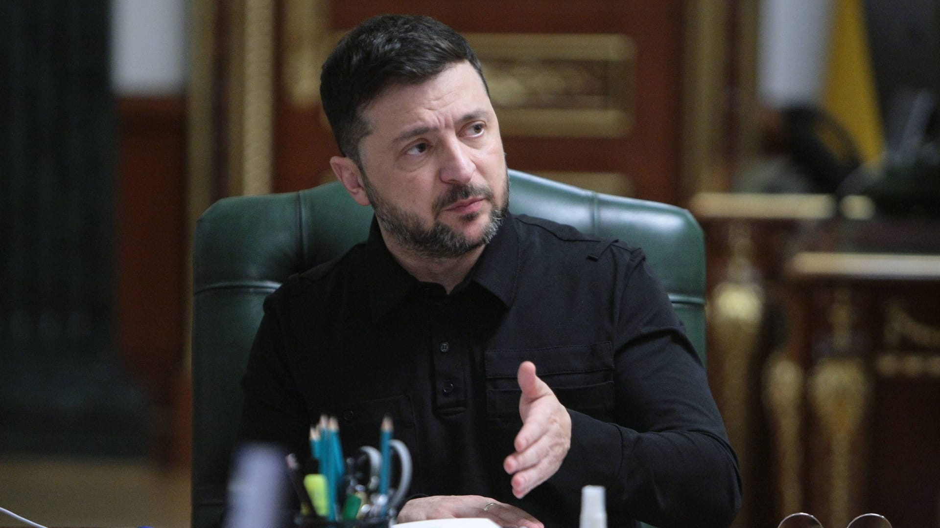 Wolodmyr Selenskyj: Ein Korruptionsskandal in der Ukraine setzt auch den ukrainischen Präsidenten unter Druck. Wolodmyr Selenskyj: Ein Korruptionsskandal in der Ukraine setzt auch den ukrainischen Präsidenten unter Druck.