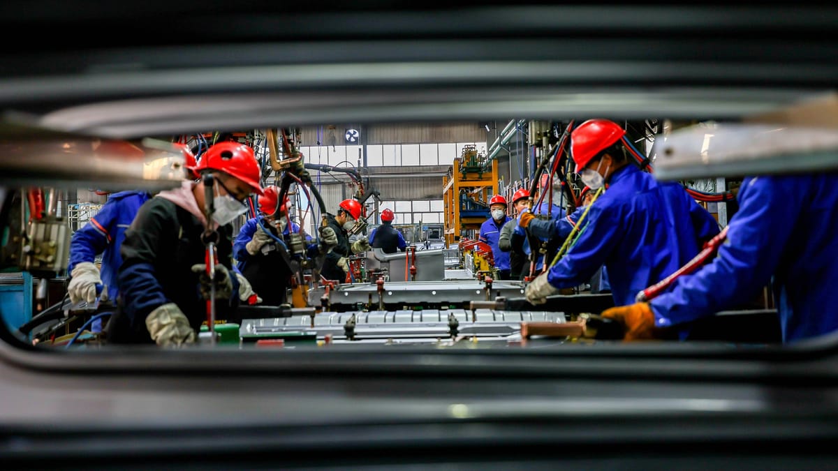 Nemška podjetja zaradi nižjih stroškov in pomanjkanja strokovnjakov preselila na deset tisoče delovnih mest v tujino, a ustvarila tudi nova doma