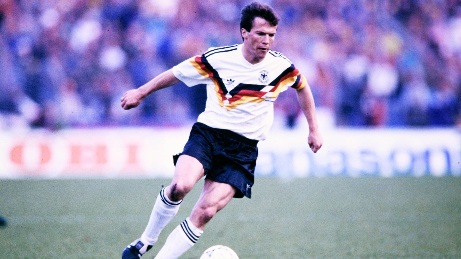 Lothar Matthäus 1990 im deutschen Trikot.