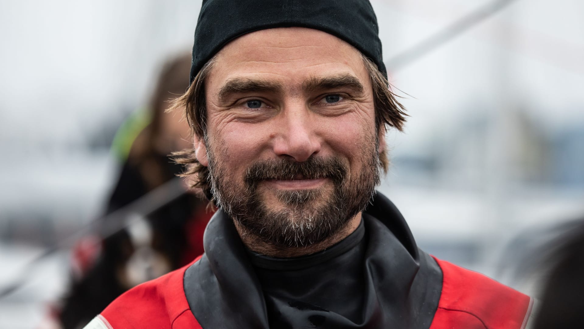 Boris Herrmann: Der Extremsegler warnt vor der Ozeanerwärmung und bricht zur Antarktis-Expedition auf. Boris Herrmann: Der Extremsegler warnt vor der Ozeanerwärmung und bricht zur Antarktis-Expedition auf.