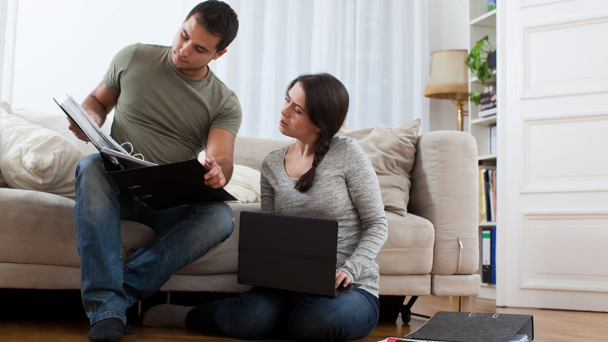 Wohnkosten teilen: Wann Miete des Partners zu versteuern ist