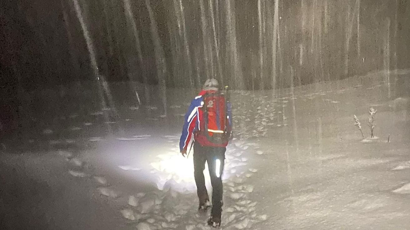 Große Suchaktion der Bergwacht Hinterstein: Am Ende konnte der vermisste Deutsche nur noch tot geborgen werden. Große Suchaktion der Bergwacht Hinterstein: Am Ende konnte der vermisste Deutsche nur noch tot geborgen werden.