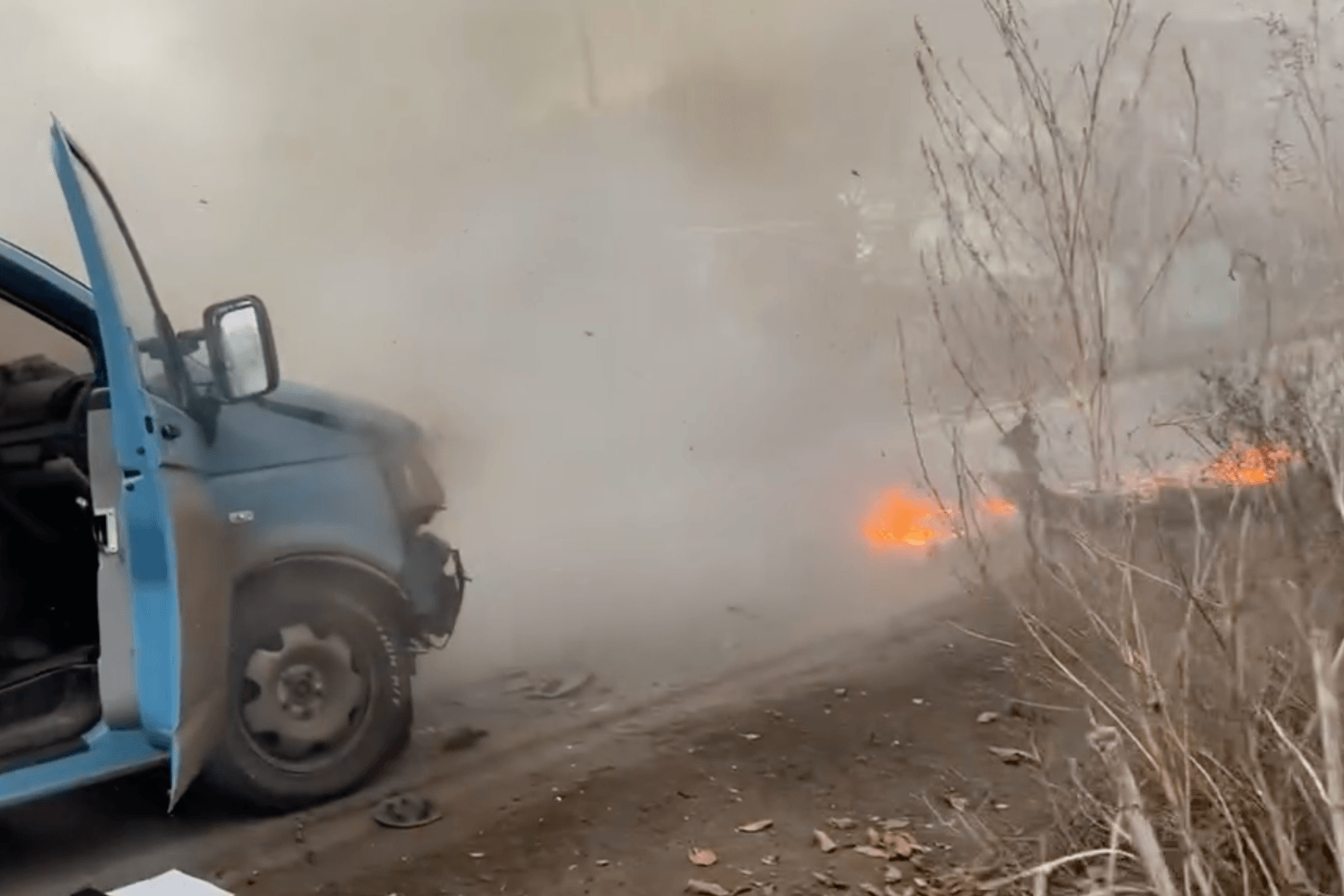 Eine Drohne trifft das Fahrzeug der Hilfsorganisation "Proliska" in der Ukraine. Eine Drohne trifft das Fahrzeug der Hilfsorganisation "Proliska" in der Ukraine.