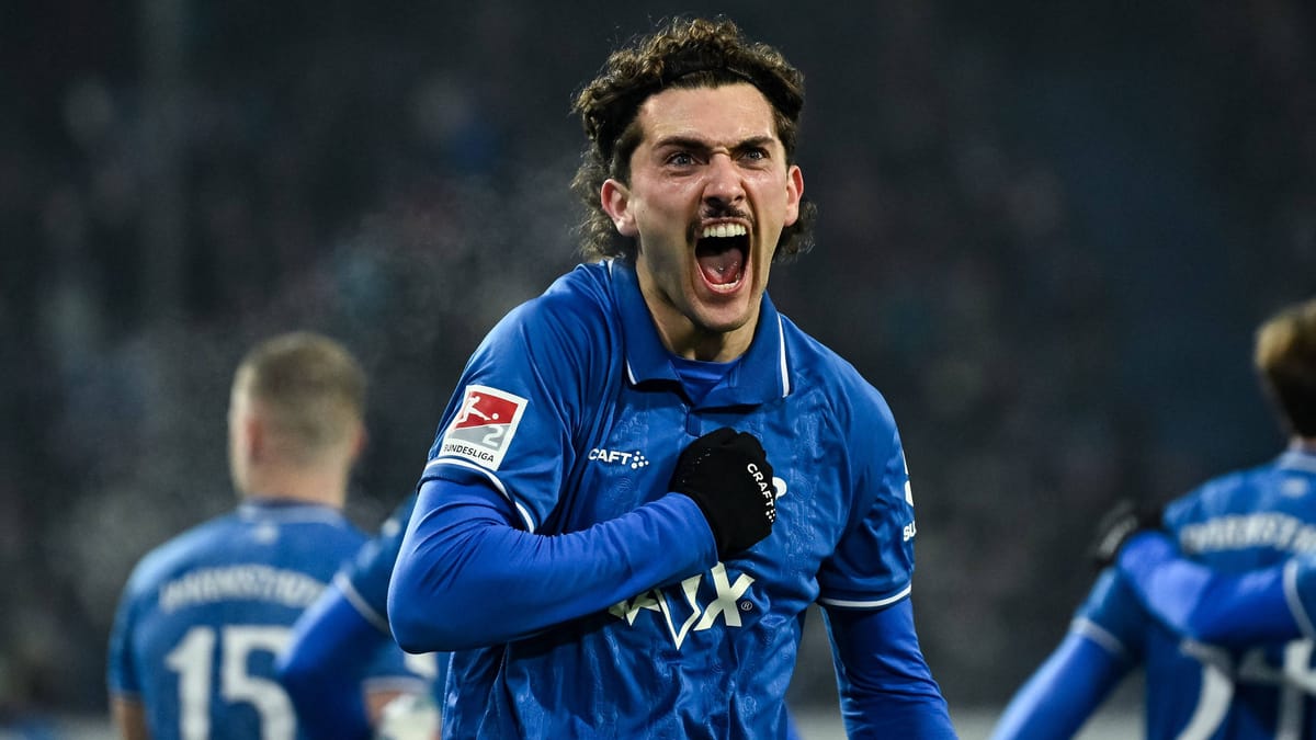2-Liga-Darmstadt-setzt-gegen-F-rth-Zeichen-im-Aufstiegskampf
