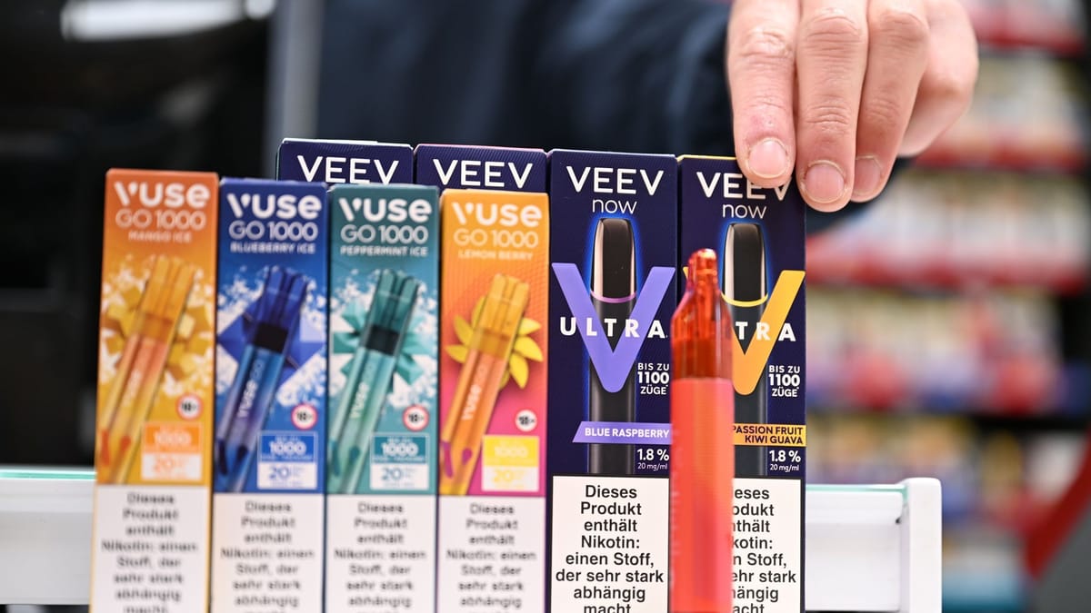E-Zigaretten als Wegwerfprodukt: Politik treibt Verbot voran