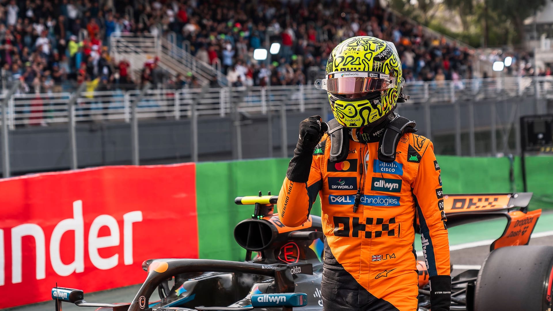 Jubel bei Lando Norris: Der McLaren-Pilot sicherte sich den Sieg im Sprint.