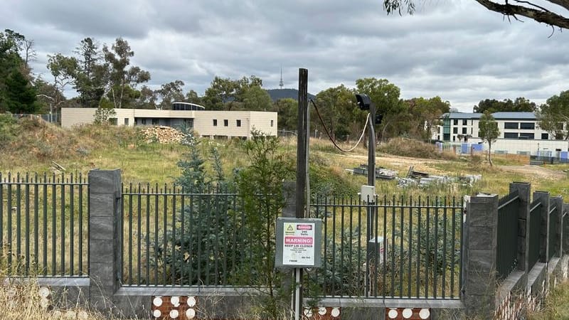 Australien gewinnt Botschaftsstreit mit Russland.