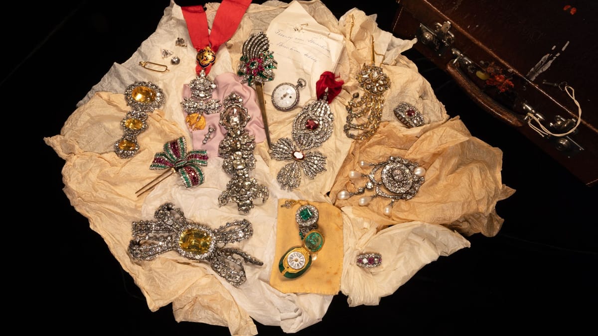 Habsburger-Juwelen: Verschollener Sisi-Schatz wieder aufgetaucht