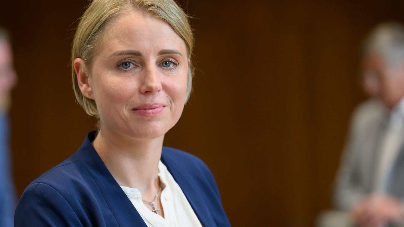 urn:newsml:dpa.com:20090101:251118-935-962426 urn:newsml:dpa.com:20090101:251118-935-962426