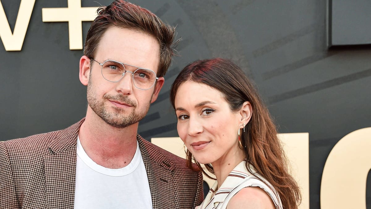 Patrick J. Adams und Troian Bellisario: Sie werden zum dritten Mal Eltern