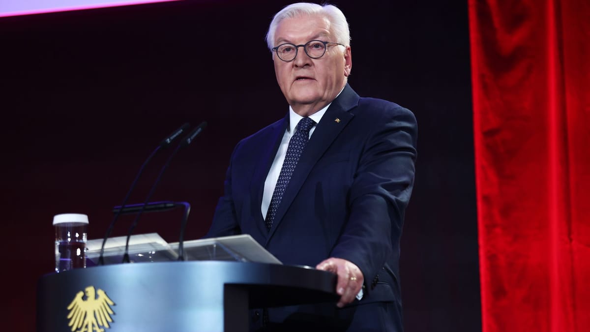 Steinmeier: Demokratie so bedroht wie seit Jahrzehnten nicht