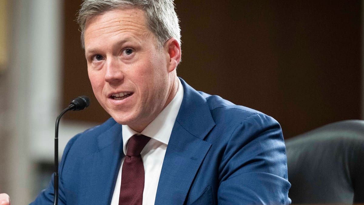 Daniel Driscoll: Trumps "Drohnentyp" verhandelt Ukraine-Friedensplan