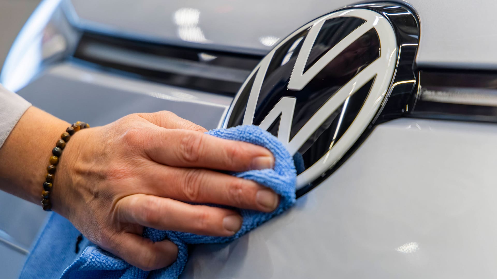 Keine glanzvollen Zeiten für VW: Der Konzern verdient mit seinen Autos immer weniger Geld.