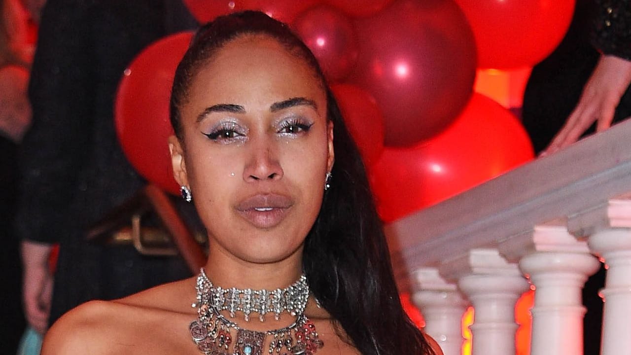 Sarah Joelle Jahnel: Mit ihrem Ex-Partner Ersin war sie in diesem Jahr beim "Sommerhaus der Stars" zu sehen. Sarah Joelle Jahnel: Mit ihrem Ex-Partner Ersin war sie in diesem Jahr beim "Sommerhaus der Stars" zu sehen.