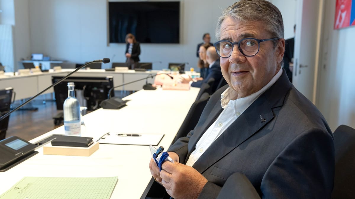 Gabriel: Keine enge Zusammenarbeit bei Nord Stream 2