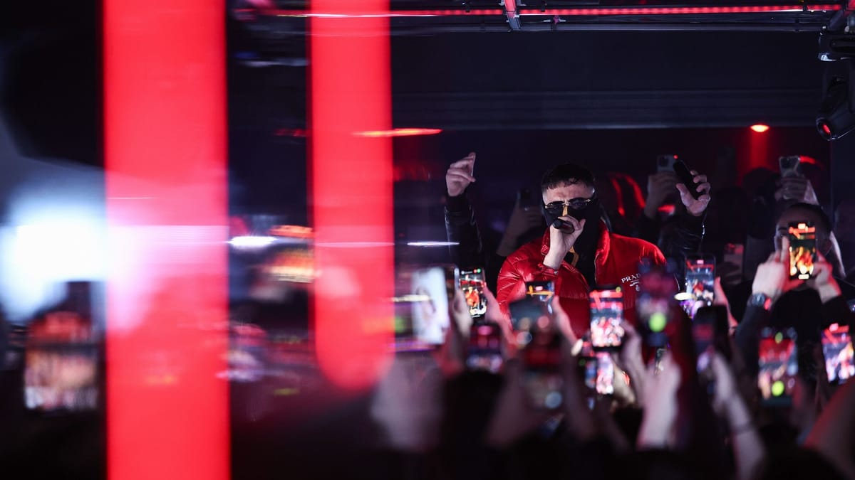 Rapper Haftbefehl legt Blitzauftritt in Gießen hin