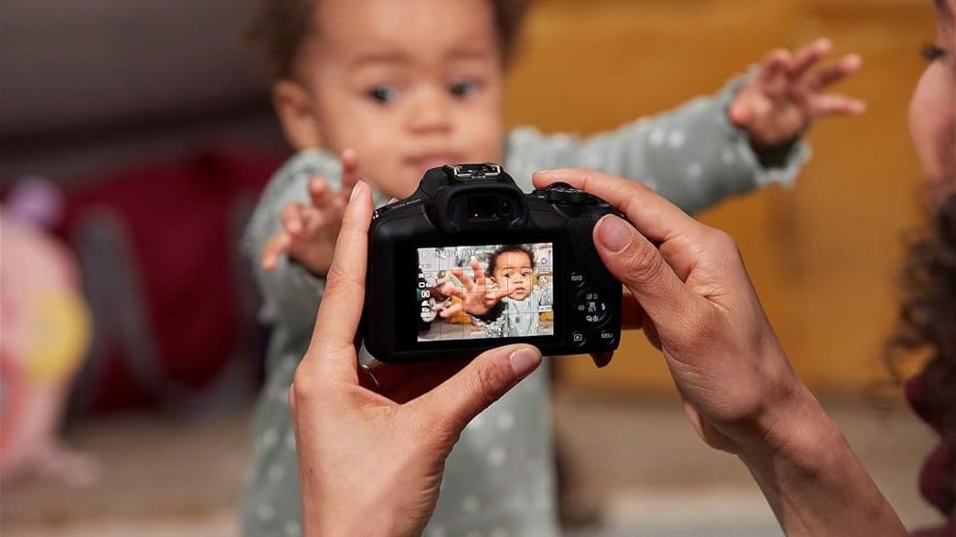 Mit der Canon EOS R100 gelingen auch bei schnellen Bewegungen gestochen scharfe Aufnahmen.