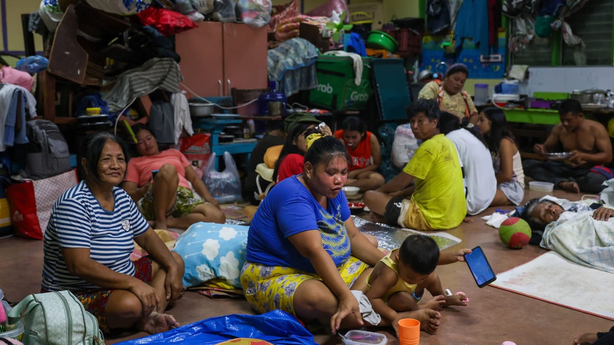 Philippinen: Fast eine Million Menschen vor Taifun "Fung-Wong" auf Flucht