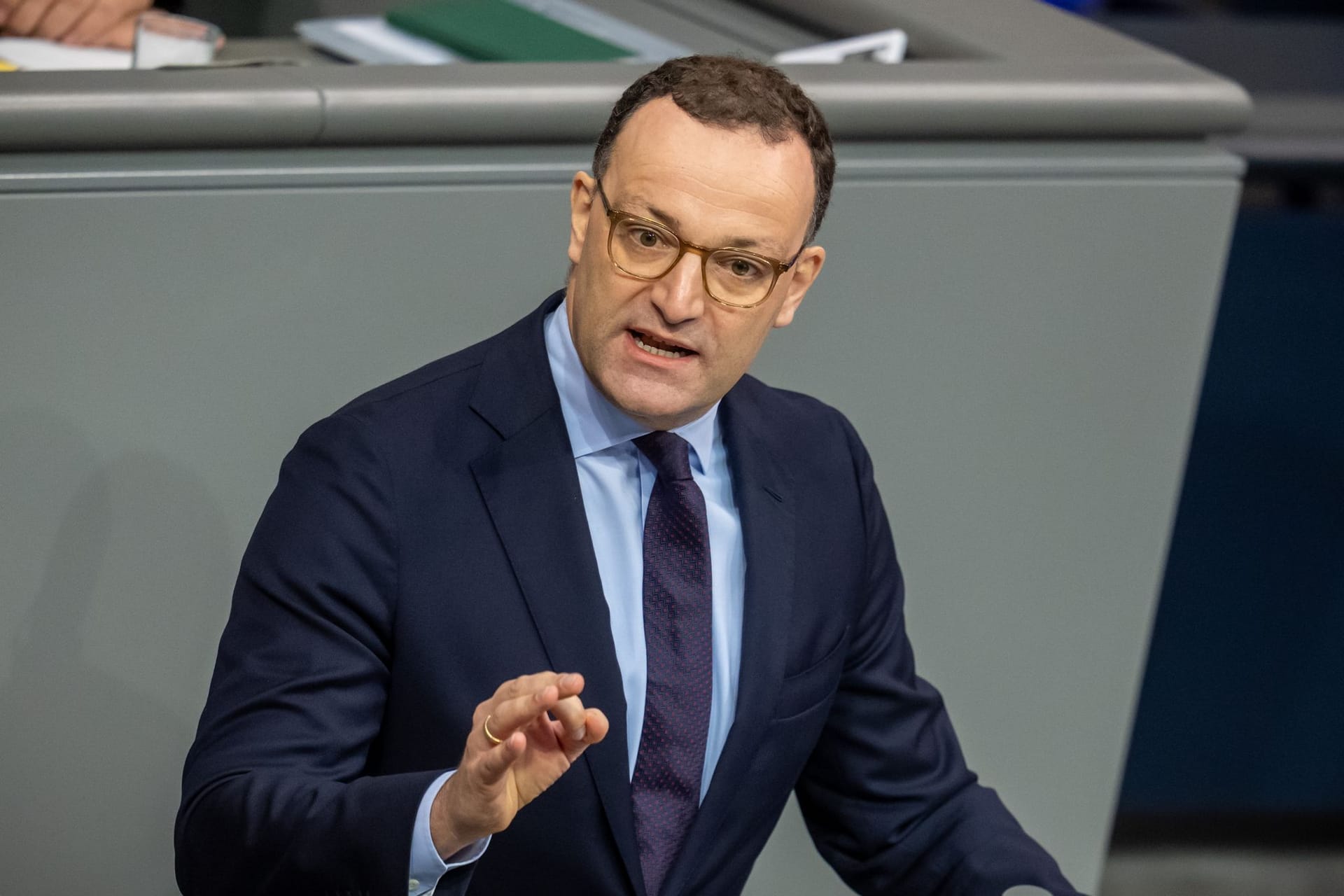 Jens Spahn, CDU/CSU Fraktionsvorsitzender im Bundestag (Archivbild): Er hat die Berliner Linke scharf angegriffen.