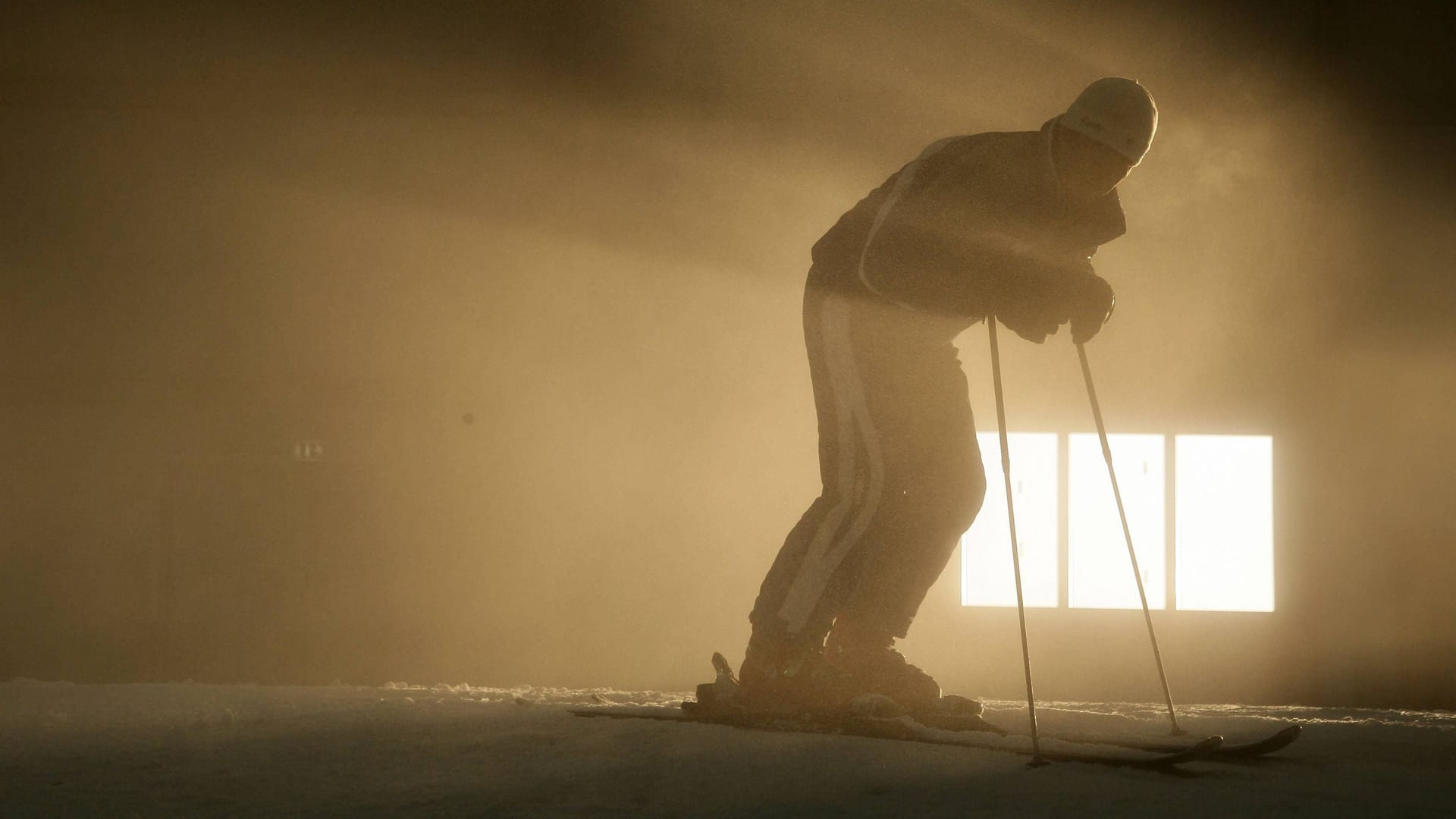 Skifahrer in der SnowWorld Bispingen (Archivfoto): Egal wann – in der riesigen Halle herrscht immer Winter. Skifahrer in der SnowWorld Bispingen (Archivfoto): Egal wann – in der riesigen Halle herrscht immer Winter.