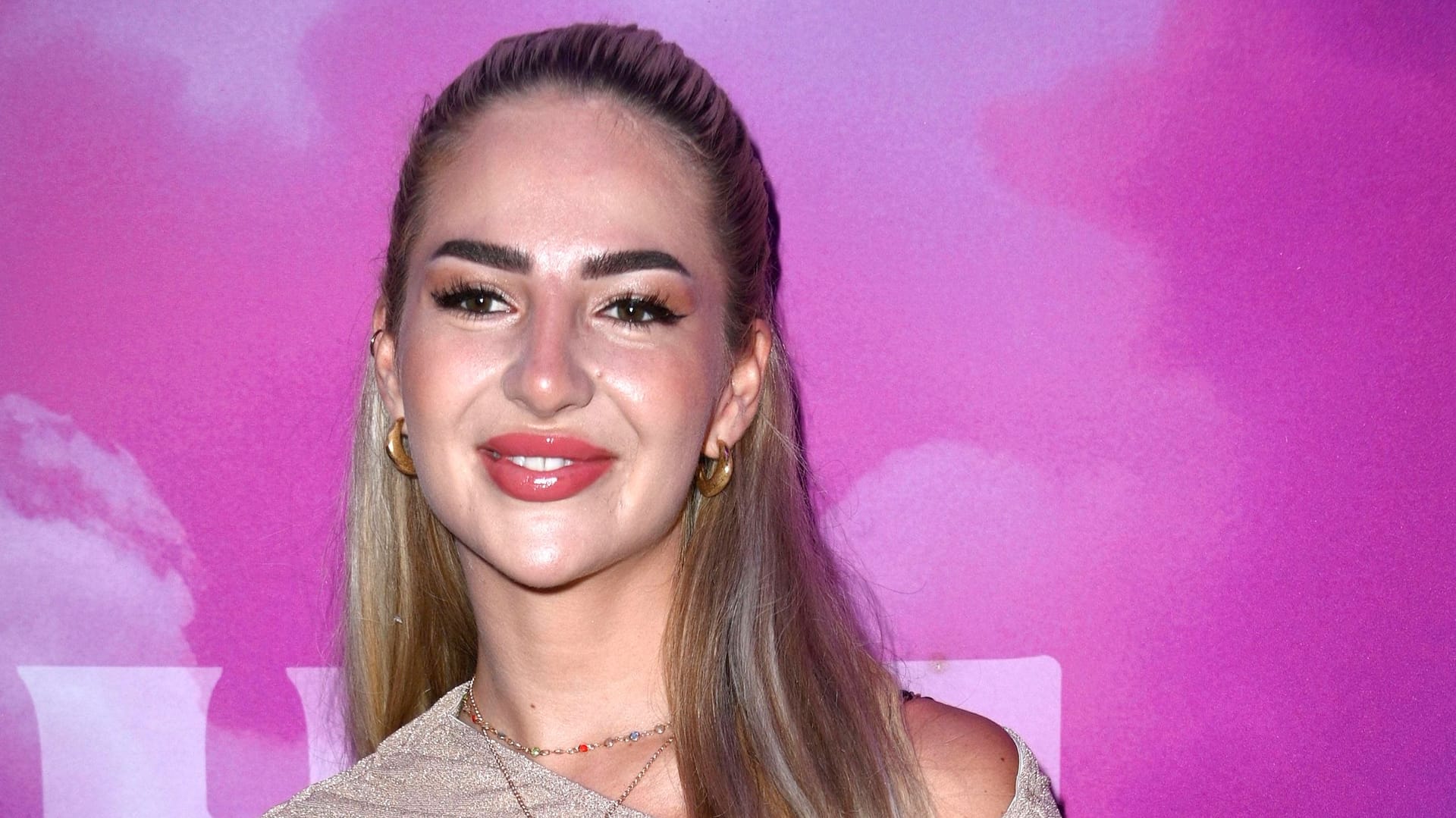 Emma Fernlund: RTL-Star nach OP-Marathon kaum wiederzuerkennen