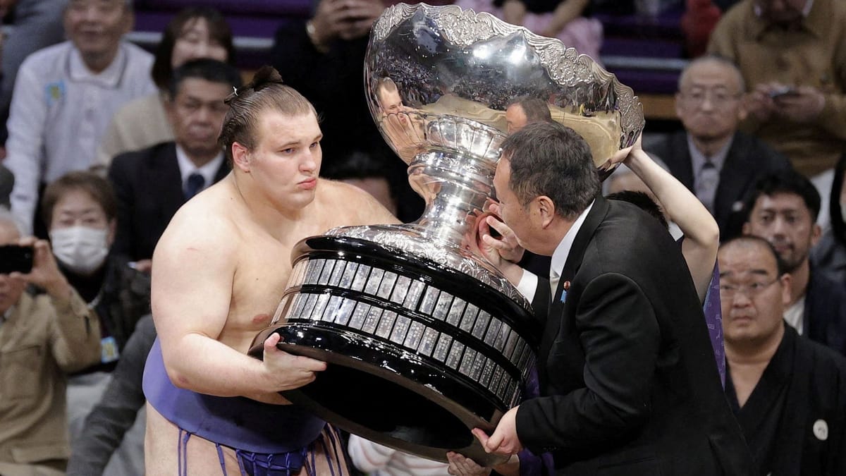 Danylo Yavhusishyn: Ukrainischer Flüchtling begeistert Japan als Sumoringer