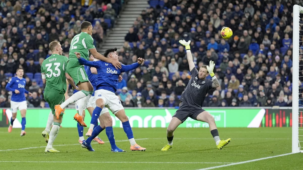 Newcastle siegt dank Thiaw-Tore und Woltemade-Lupfer